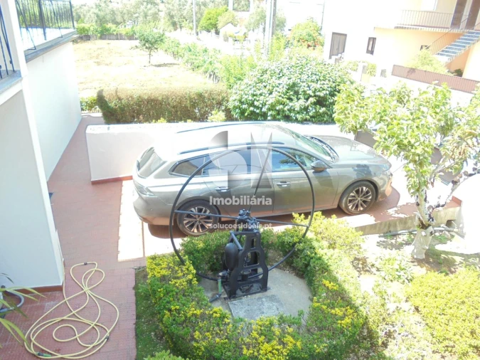 Moradia T4 para Venda em Arrifana Foto 32