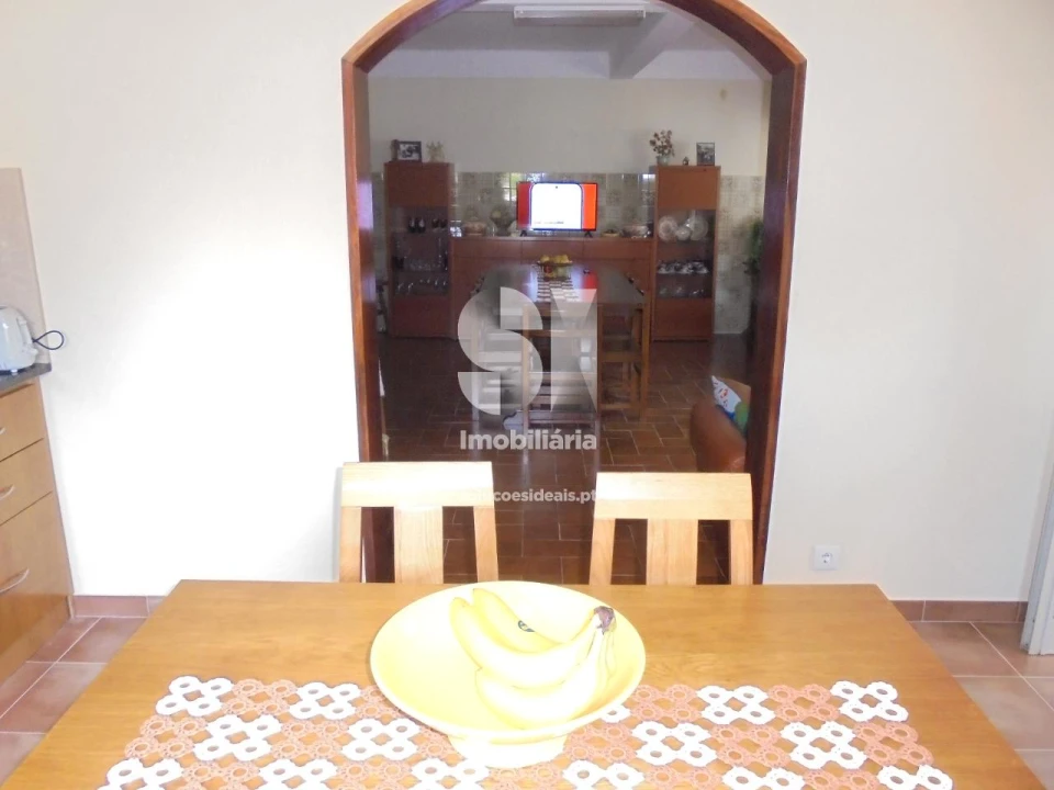 Moradia T4 para Venda em Arrifana Foto 10