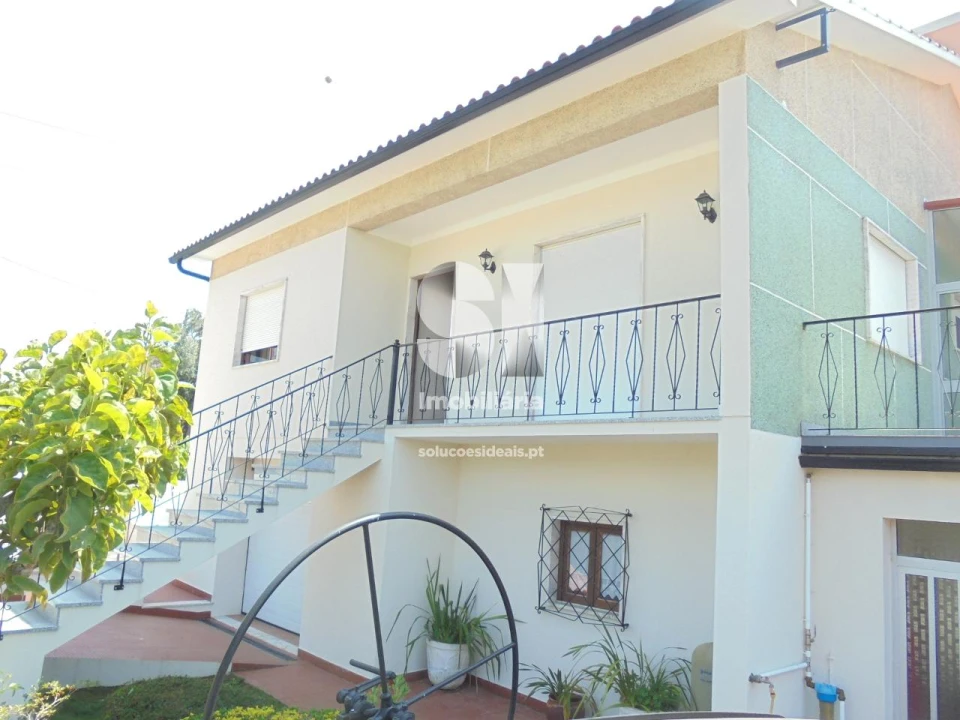 Moradia T4 para Venda em Arrifana Foto 34