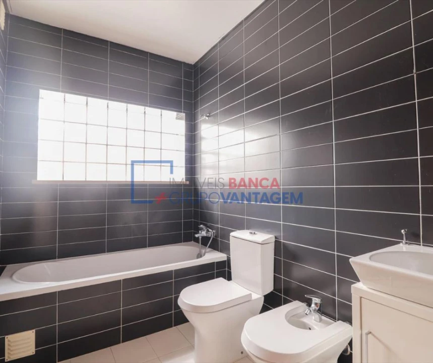 Apartamento T2 para Venda em Buarcos Foto 6