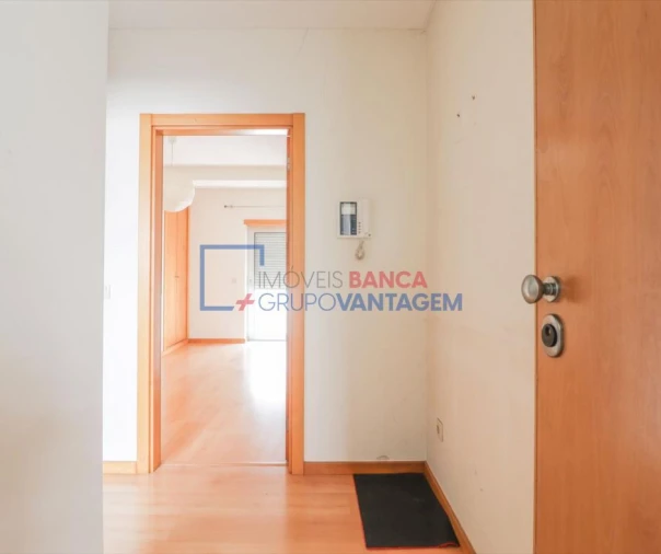 Apartamento T2 para Venda em Buarcos Foto 4