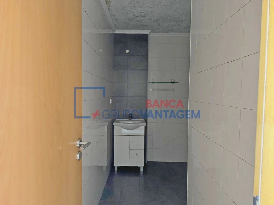 Apartamento T3 para Venda em Algueirão-Mem Martins Foto 5