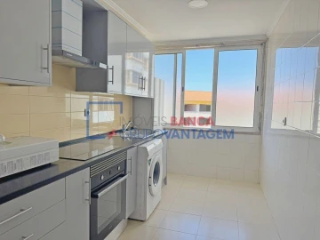 Apartamento T3 para Venda em Algueirão-Mem Martins