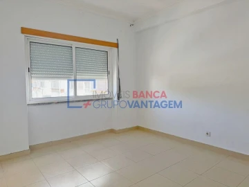 Apartamento T3 para Venda em Algueirão-Mem Martins