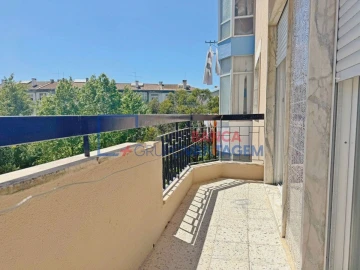 Apartamento T3 para Venda em Algueirão-Mem Martins
