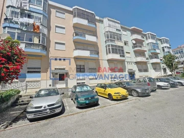 Apartamento T3 para Venda em Algueirão-Mem Martins