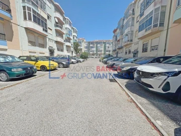 Apartamento T3 para Venda em Algueirão-Mem Martins