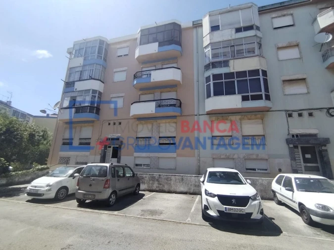 Apartamento T3 para Venda em Algueirão-Mem Martins Foto 3
