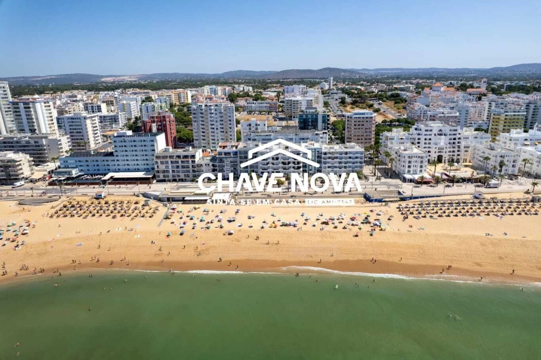 Apartamento T3 para Venda em Quarteira Foto 19