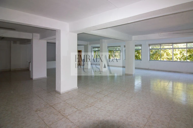 Loja para Venda em Amora Foto 11