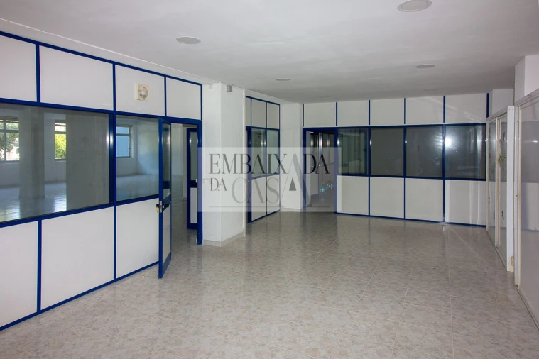 Loja para Venda em Amora Foto 8