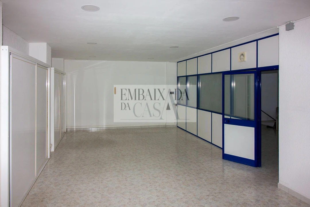 Loja para Venda em Amora Foto 7