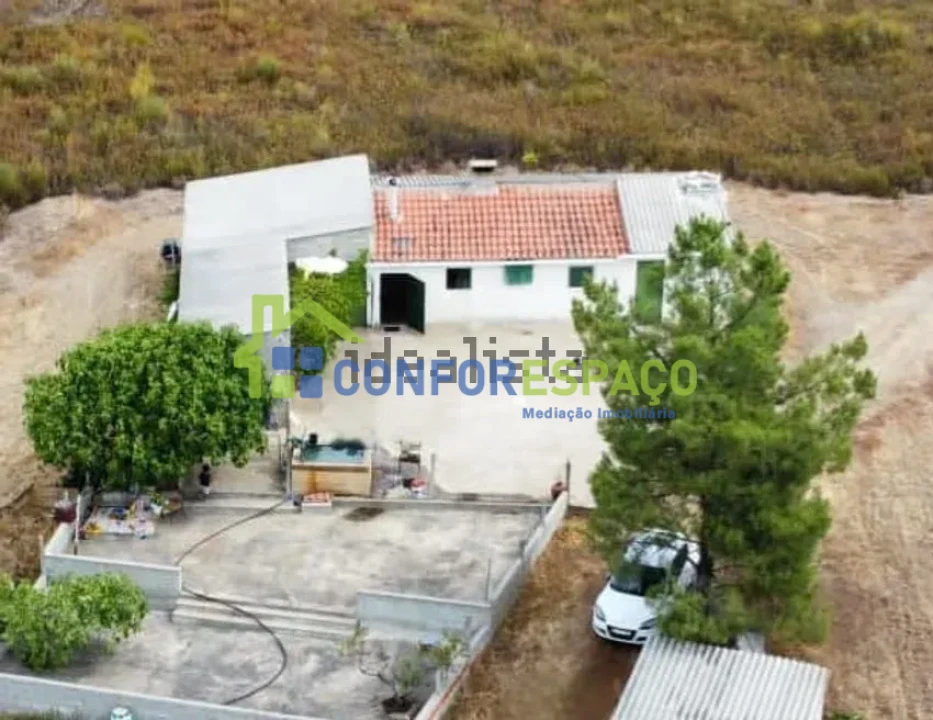 Quinta T1 para Venda em Salgueiro do Campo Foto 1