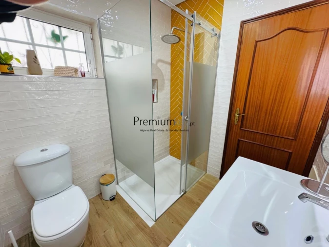 Moradia T4 para Venda em Albufeira e Olhos de Água Foto 18