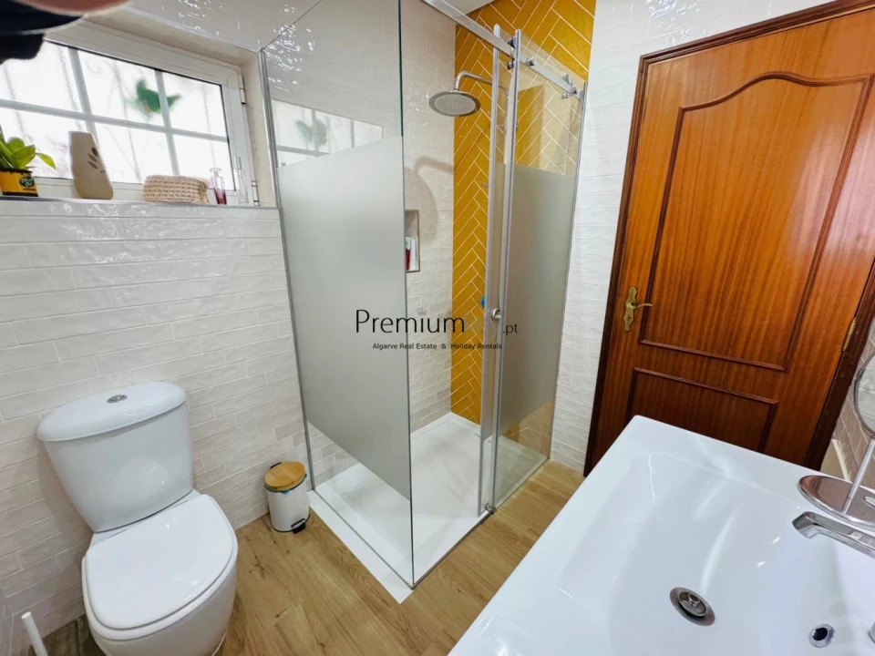 Moradia T4 para Venda em Albufeira e Olhos de Água Foto 18