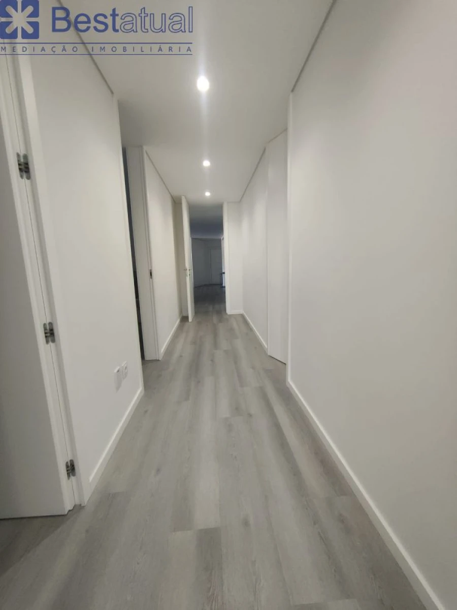 Moradia T3 para Venda em Sande São Lourenço e Balazar Foto 27