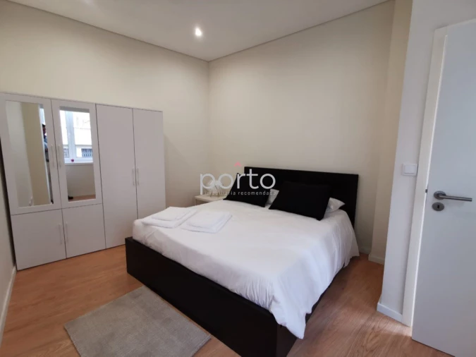 Apartamento T1 para Venda em Cedofeita, Santo Ildefonso, Sé, Miragaia, São Nicolau e Vitória Foto 4