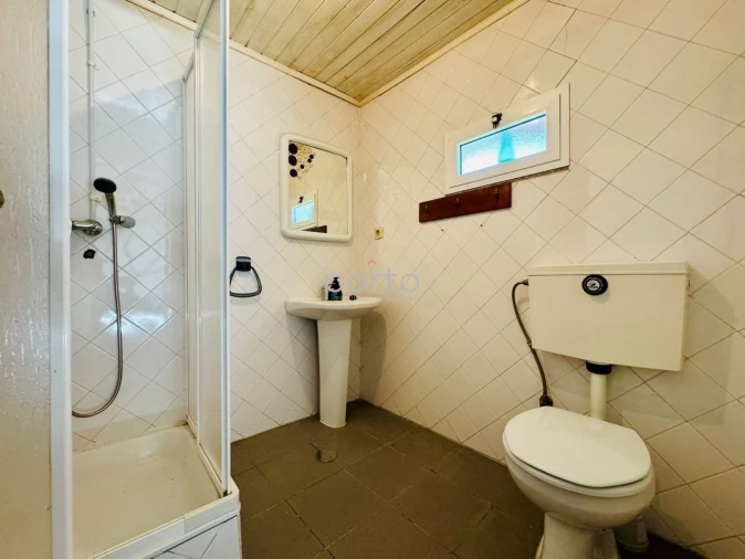 Moradia T3 para Venda em Santa Cruz do Douro e São Tomé de Covelas Foto 28