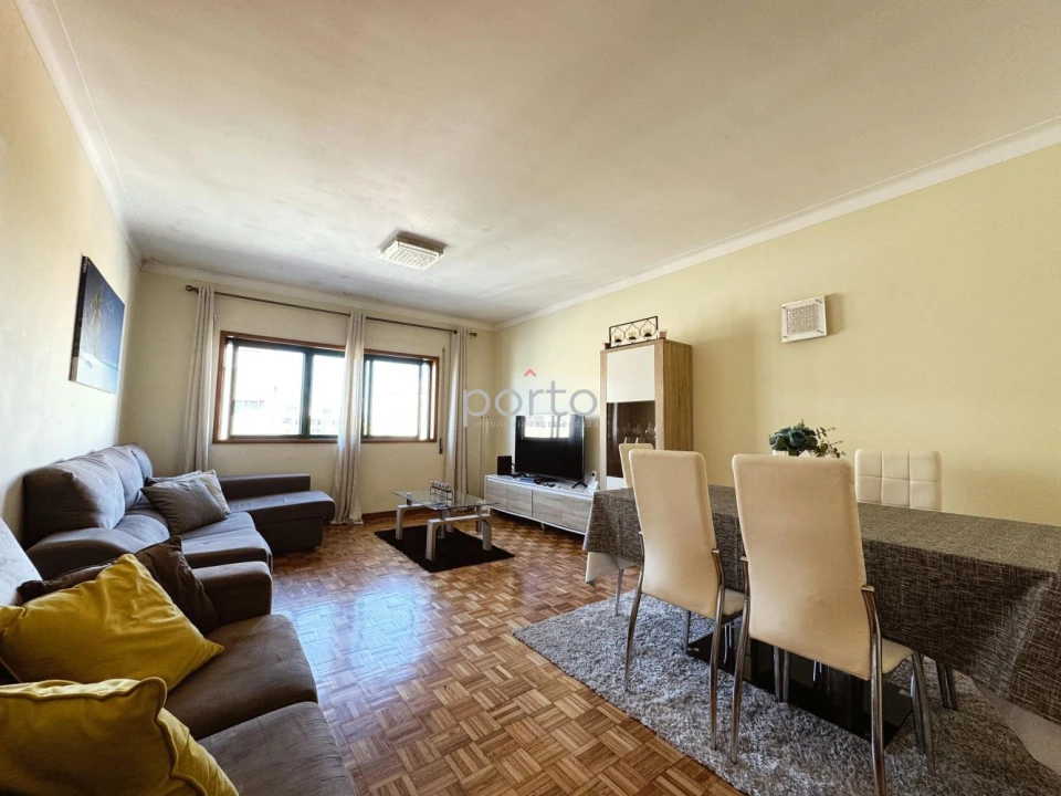 Apartamento T3 para Venda em Canidelo Foto 3