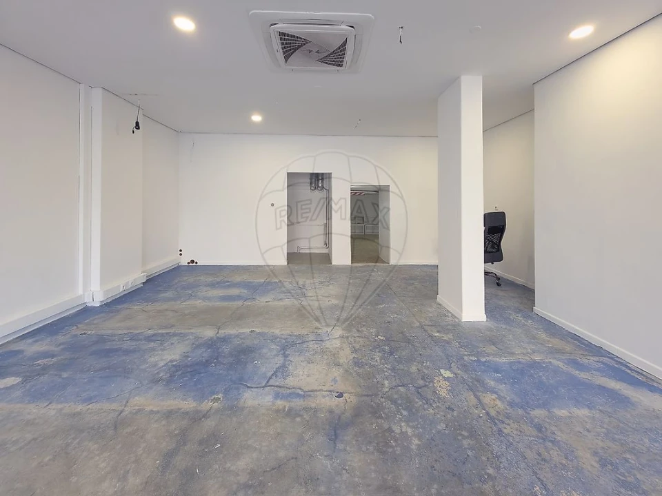 Loja para Venda em Loures Foto 10