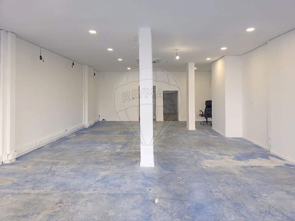 Loja para Venda em Loures Foto 5