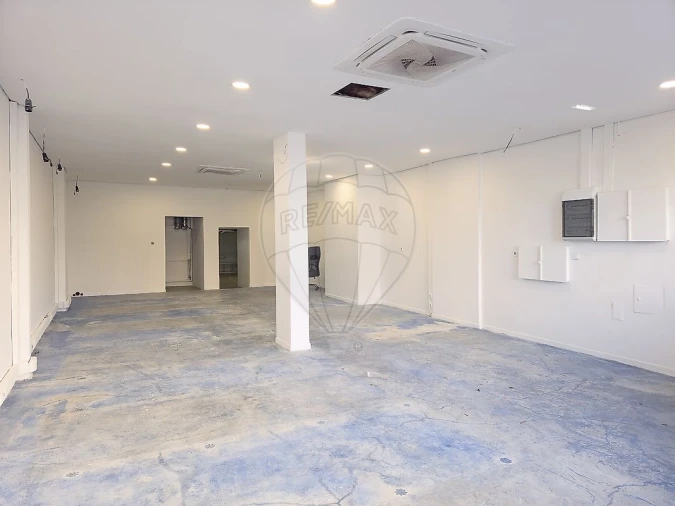 Loja para Venda em Loures Foto 4