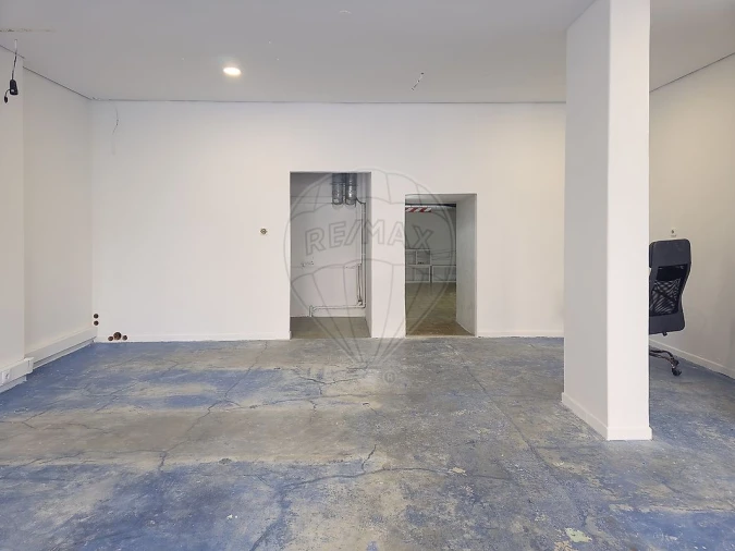 Loja para Venda em Loures Foto 12