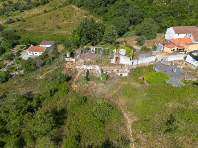 Moradia T2 para Venda em Santo Quintino Foto 6