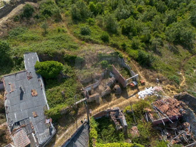 Moradia T2 para Venda em Santo Quintino Foto 13