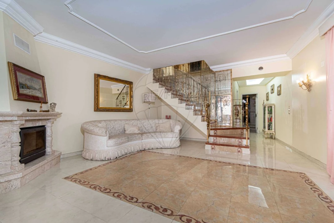 Moradia T4 para Venda em Sobral de Monte Agraço Foto 25