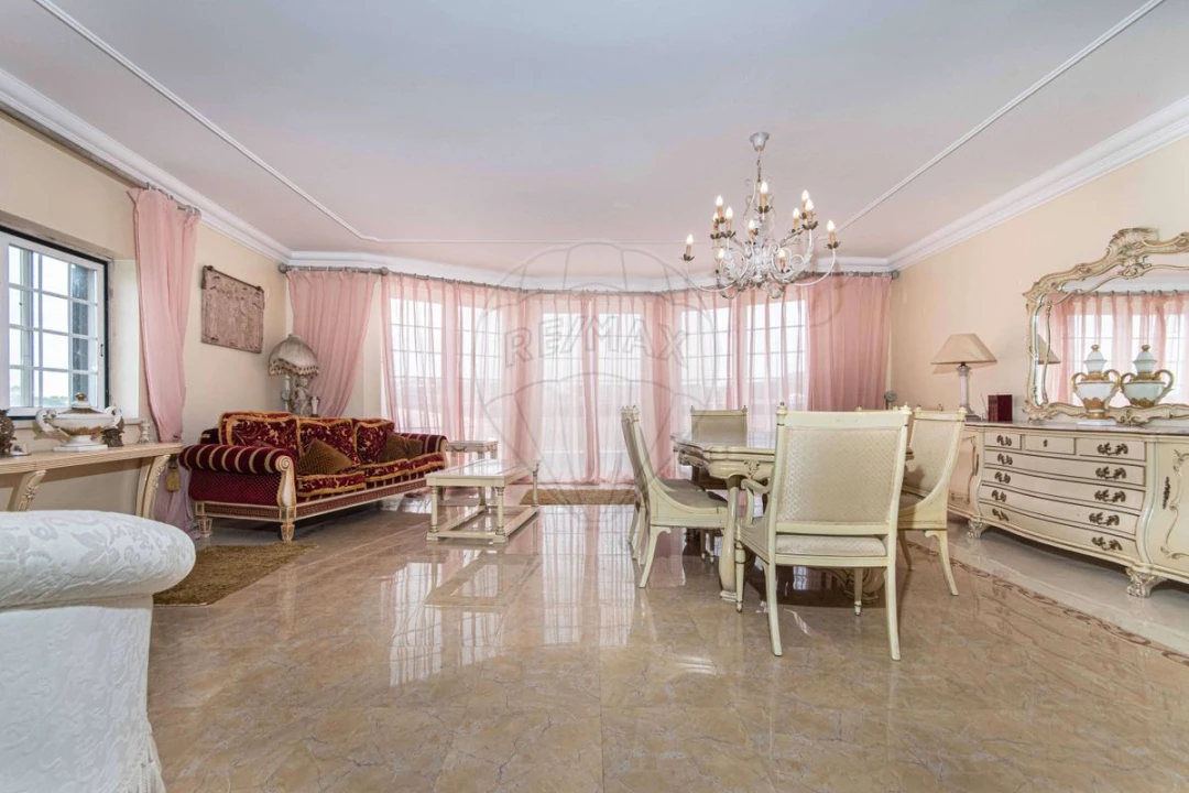 Moradia T4 para Venda em Sobral de Monte Agraço Foto 12