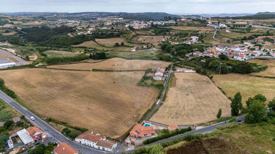 Moradia T4 para Venda em Sobral de Monte Agraço Foto 31