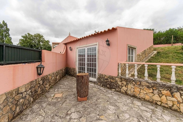 Moradia T4 para Venda em Sobral de Monte Agraço Foto 45