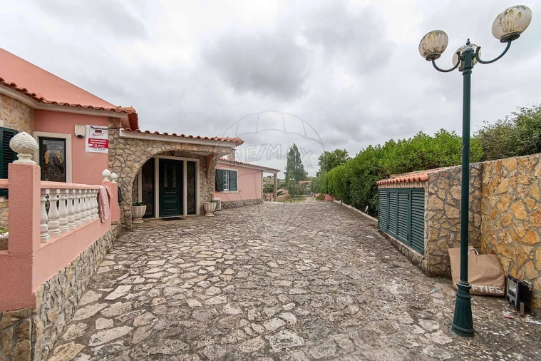 Moradia T4 para Venda em Sobral de Monte Agraço Foto 20