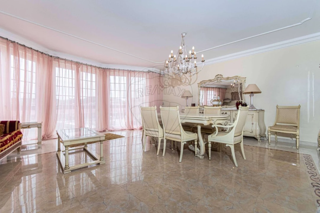 Moradia T4 para Venda em Sobral de Monte Agraço Foto 9