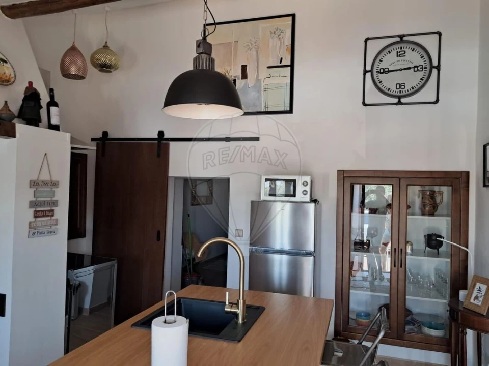 Moradia T1 para Venda em Urra Foto 3