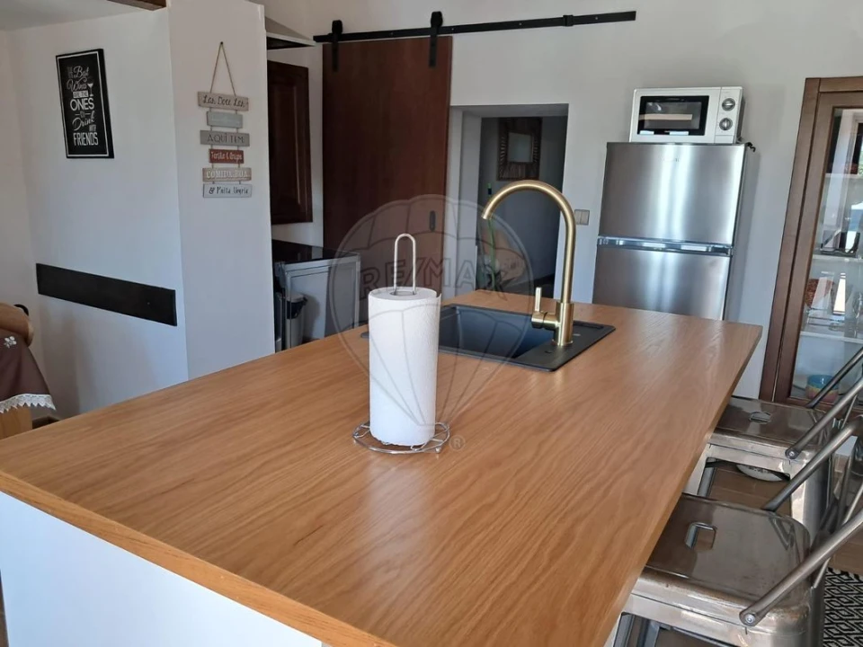 Moradia T1 para Venda em Urra Foto 5