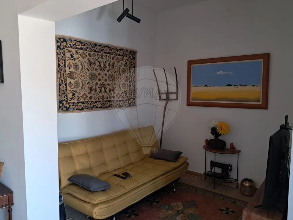 Moradia T1 para Venda em Urra Foto 7