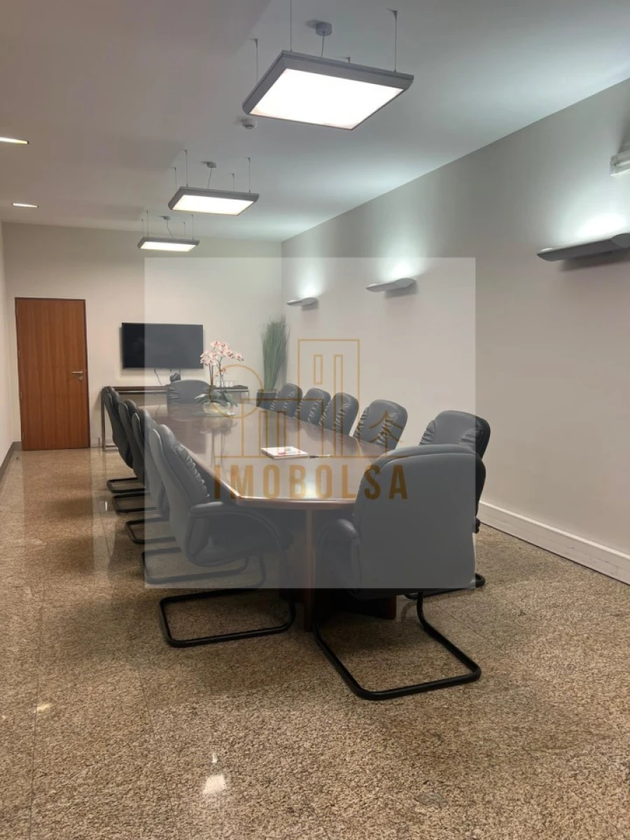 Escritório para Arrendamento em Moreira Foto 1