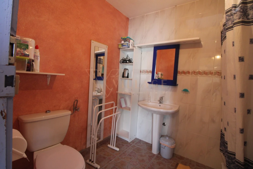 Moradia T1 para Venda em Mentrestido Foto 7