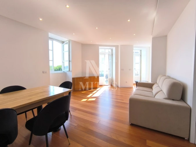 Apartamento T2 para Arrendamento em Santa Maria Maior e Monserrate e Meadela Foto 5