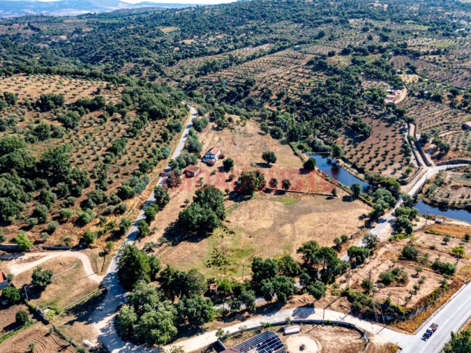 Moradia T3 para Venda em Pinhel Foto 28