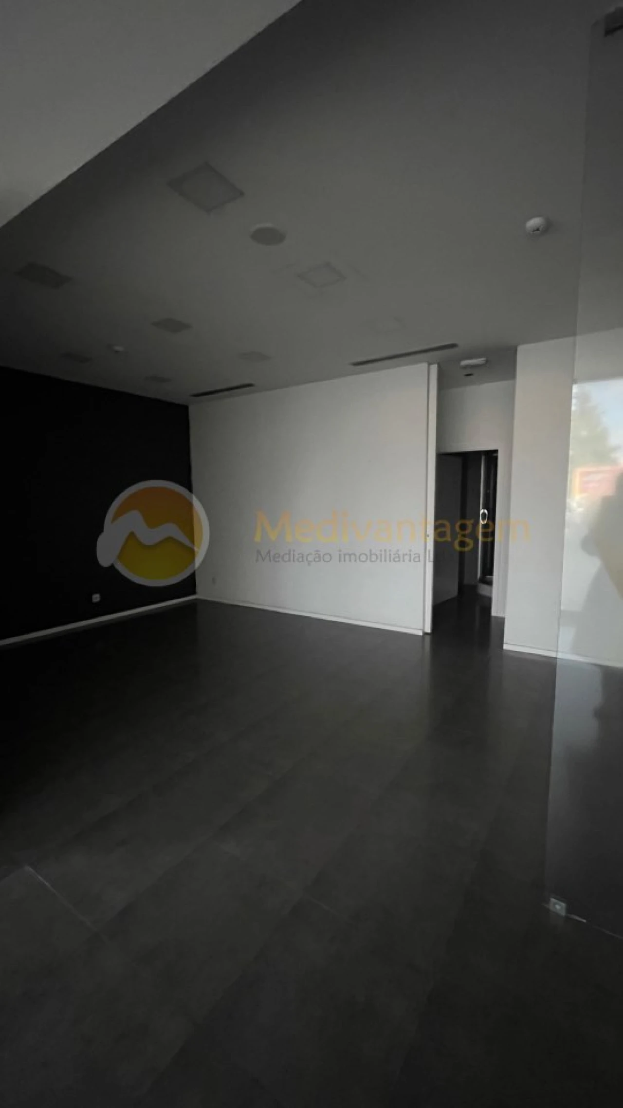 Loja para Arrendamento em Braga (São José de São Lázaro e São João do Souto) Foto 1