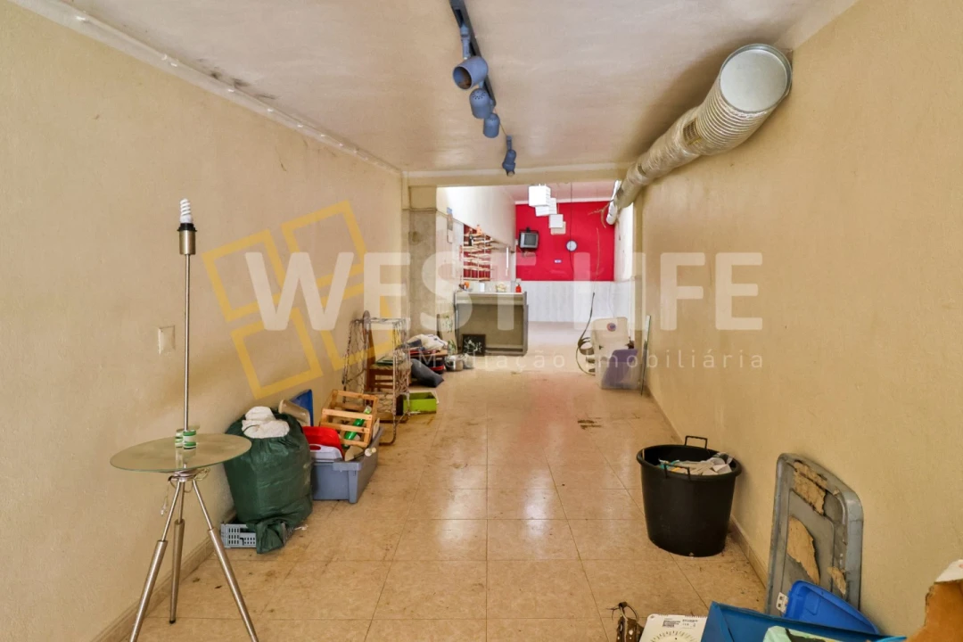 Loja para Venda em Azueira e Sobral da Abelheira Foto 5