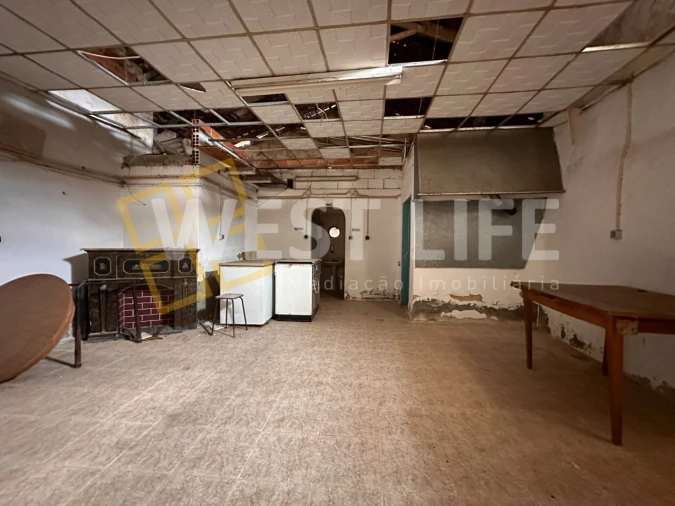 Loja para Venda em Azueira e Sobral da Abelheira Foto 11