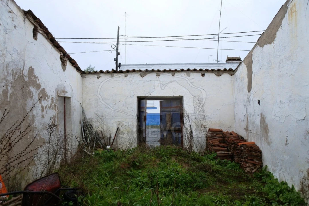 Moradia T5 para Venda em São Bento do Mato Foto 9