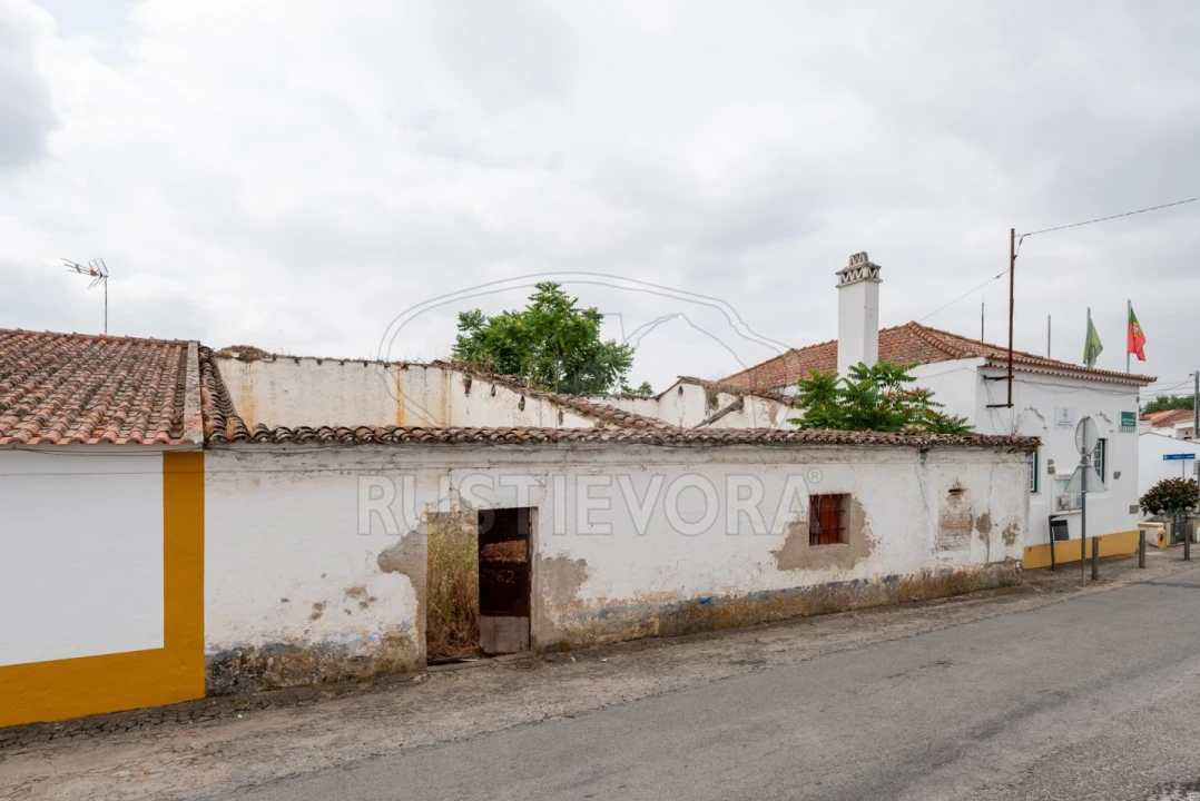 Moradia T5 para Venda em São Bento do Mato Foto 5