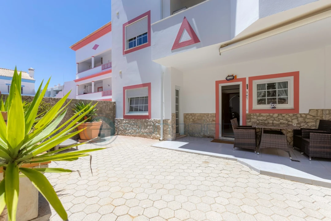 Apartamento T2 para Venda em Budens Foto 11