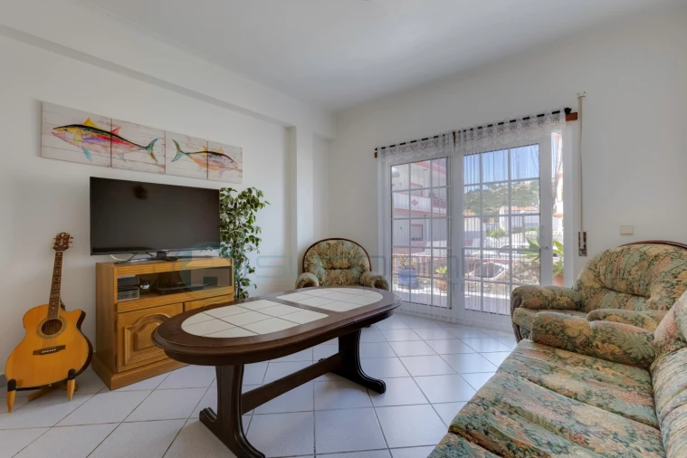 Apartamento T2 para Venda em Budens Foto 7