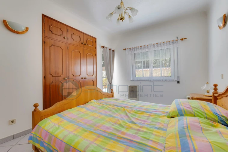 Apartamento T2 para Venda em Budens Foto 17